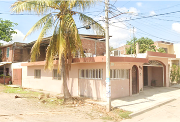 Casa en  Pdte. Carlos Chávez 1979, Lázaro Cárdenas, 80290 Culiacán Rosales, Sin., México