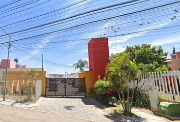 Casa en  Artes Marciales Tonala, Calle Juan De Dios Robledo, Balcones Del Rosario, Tonalá, Jalisco, México