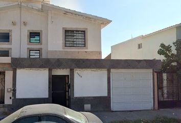 Casa en  Isidro Leal Rodríguez, Grupo Webb, Los Álamos, 35020 Gómez Palacio, Durango, México