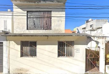 Casa en  Jabín 8, Pueblo Maya, Maderas, Ciudad Del Carmen, Campeche, México