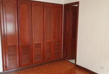 Apartamento en  Los Alpes, Comuna Oriente, Pereira, Risaralda, Colombia