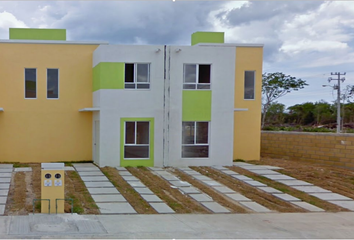 Casa en  Pelicanos, Las Palmas 1, Playa Del Carmen, Quintana Roo, México