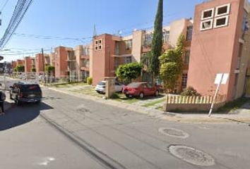 Casa en fraccionamiento en  Calle Bosques De Portugal, Los Heroes Tecamac, Ciudad De México, Estado De México, México