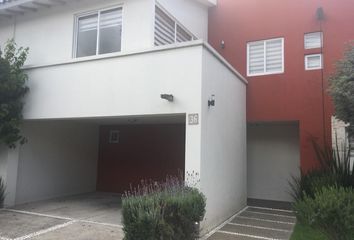 Casa en fraccionamiento en  Llano Grande, Metepec