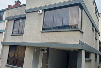 Casa en  El Pinar Alto, Quito, Ecuador