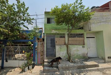 Casa en  Francisco J. Grajales, Las Granjas, Tuxtla Gutiérrez, Chiapas, México