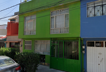 Casa en  Del Cedro 91-mz 001, Mz 001, Hab Los Reyes Ixtacala Barrio De Los Árboles/barrio De Los Héroes, 54090 Tlalnepantla, Méx., México