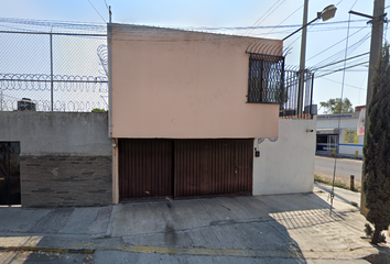 Casa en  Calle Adolfo López Mateos, Santa María La Rivera, Puebla De Zaragoza, Puebla, México