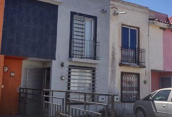 Casa en fraccionamiento en  Calle Valle De San José 1050, Fraccionamiento Real Del Valle, Jalisco, México