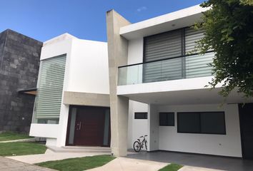 Casa en condominio en  Fraccionamiento Lomas De  Angelópolis, San Andrés Cholula