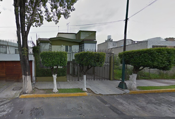 Casa en  Paseo De Los Abetos 65, Paseos De Taxqueña, 04250 Ciudad De México, Cdmx, México