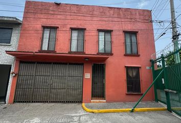 Casa en  Jardines De Cuernavaca, Cuernavaca, Morelos, México