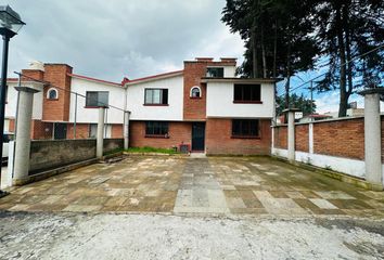 Casa en fraccionamiento en  La Aurora 2, Paseo San Adolfo Mz 019, Vista Nevado I, San Miguel Zinacantepec, Estado De México, México