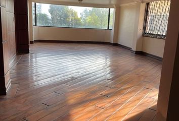 Departamento en  Av. Del Parque Oe8-14, Quito 170527, Ecuador