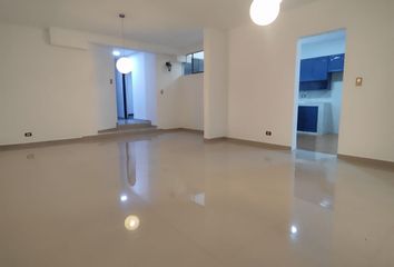 Departamento en  Grifo Primax La Encantada, Avenida Alameda Los Horizontes, Chorrillos, Lima, 15067, Per