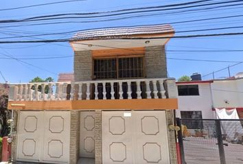 Casa en  Cayena, Valle Dorado, Tlalnepantla, Estado De México, México