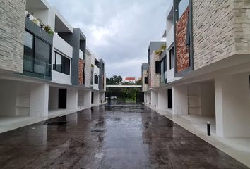 Casa en  El Cielo, Amanecer, Playa Del Carmen, Quintana Roo, México