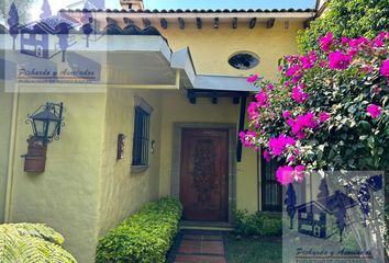 Casa en fraccionamiento en  Los Limoneros, Cuernavaca, Morelos, México