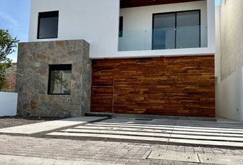 Casa en condominio en  Juriquilla, Querétaro, México