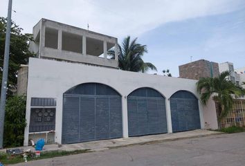 Edificio en  Calle 14 Norte 2, Playa Del Carmen, Solidaridad, Quintana Roo, 77712, Mex