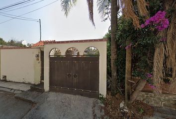 Casa en fraccionamiento en  Oyamel 19, Lomas Del Tzompantle, Cuernavaca, Morelos, México