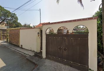 Casa en  Oyamel 19, Lomas Del Tzompantle, Cuernavaca, Morelos, México