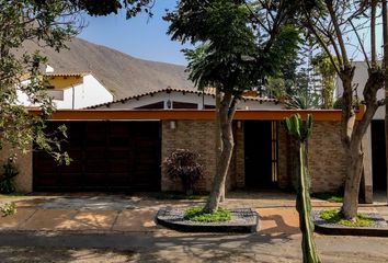 Casa en  Rinconada Del Lago, La Molina, Perú