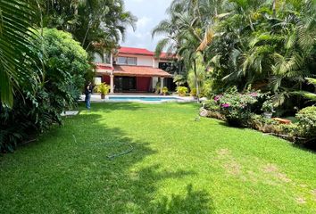 Casa en  Jardines De Cuernavaca, Cuernavaca, Morelos