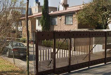 Casa en fraccionamiento en  Sierra Hermosa, Ojo De Agua, Estado De México, México