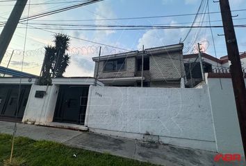 Casa en  Calle Diamante 2450, Bosques De La Victoria, Guadalajara, Jalisco, México