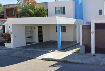 Casa en  Calle 18-b 270, Colonia Altabrisa, Mérida, Yucatán, México