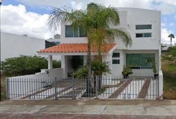 Casa en  Lago Yuriria 303, Cumbres Del Lago, Juriquilla, Querétaro, México