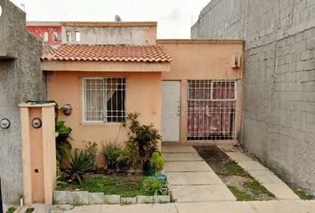 Casa en  Av Parque Santiago, Fundadores, Santiago De Querétaro, Querétaro, México