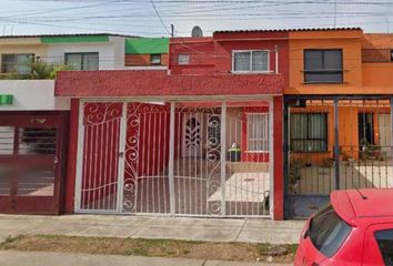 Casa en  José María Marroquí, Colonia Jardines Del Nilo, Guadalajara, Jalisco, México