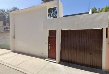 Casa en  Vicente Segura, Ex-hacienda De Coscotitlán, Cuesco, Pachuca De Soto, Hidalgo, México