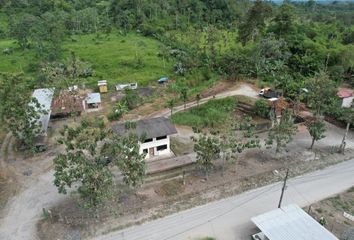 Terreno Comercial en  Quinindé, Ecuador