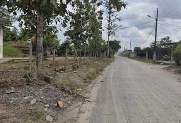 Terreno Comercial en  Quinindé, Ecuador