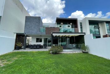 Casa en condominio en  Fraccionamiento Lomas De  Angelópolis, San Andrés Cholula