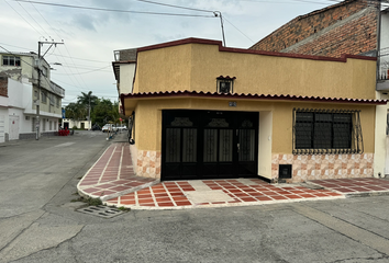 Casa en  Calle 30a #40-76, Palmira, Valle Del Cauca, Colombia