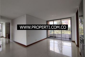 Apartamento en  Loma De Los González, Medellín