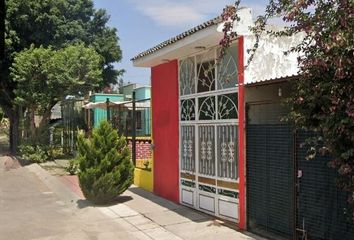 Casa en  Avenida Mendoza 182, Hacienda Santa Fe, Jalisco, México