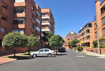 Apartamento en  Santa Barbara Norte, Bogotá