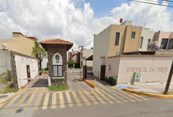 Casa en fraccionamiento en  La Higuera, Zapopan, Jalisco, México