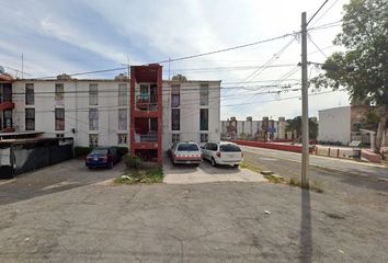 Departamento en  San Pablo De Las Salinas, Tultitlán, Edo. De México