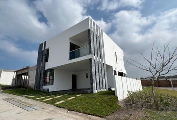 Casa en fraccionamiento en  Punta Tiburón, Veracruz, México