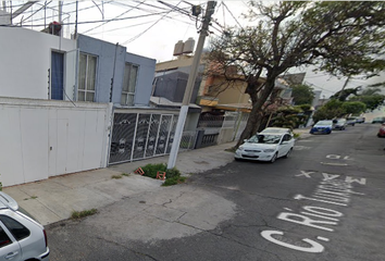 Casa en  Calle Río Tuxpan, Colinas De Las Águilas, Zapopan, Jalisco, México