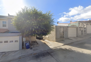 Casa en  Nolina, Fraccionamiento Los Encinos, 22819 Ensenada, Baja California, México