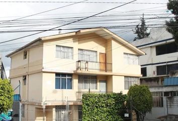 Casa en  Universidad Central Del Ecuador, Avenida Universitaria, Quito, Ecuador