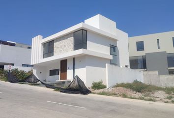 Casa en fraccionamiento en  Calzada Lomas Del Molino 3, El Molino Residencial, Guanajuato, México