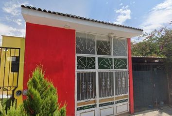 Casa en  Avenida Mendoza, Hacienda Santa Fe, Jalisco, México